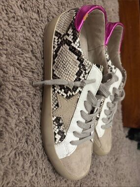 Snake-Print Low Top Sneakers with Pink Metallic Heel